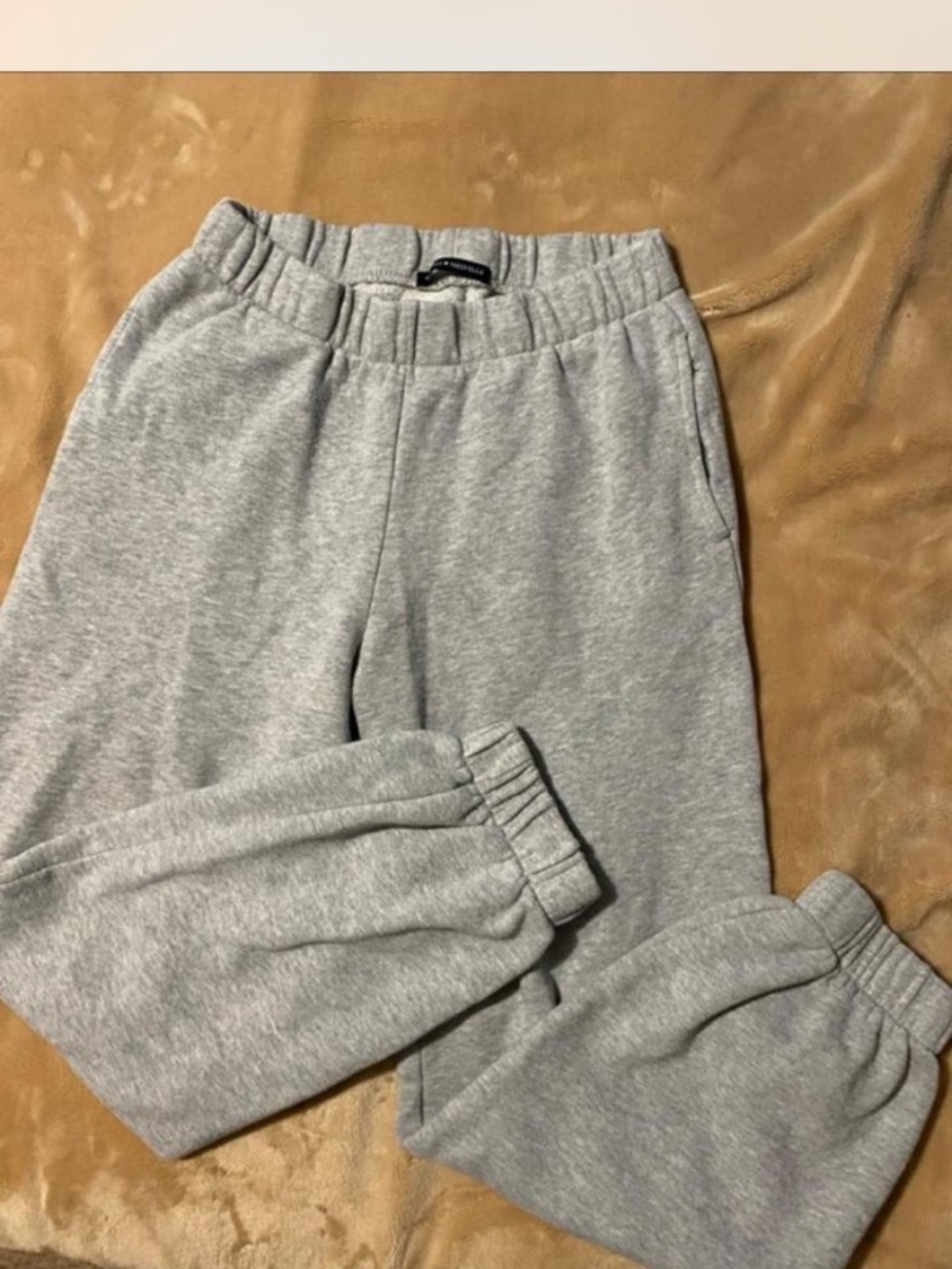 Brandy Melville Gray Elastic Waist Fleece Joggers Sz S